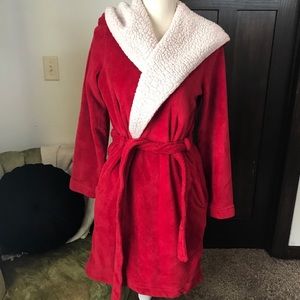 Women’s Victoria Secret XS Red Plush Robe